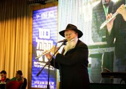 הזמר החסידי ר' אבי פיאמנטה ז"ל