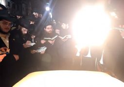 אמש: מעמד קידוש לבנה עם הרבי שליט"א מלך המשיח