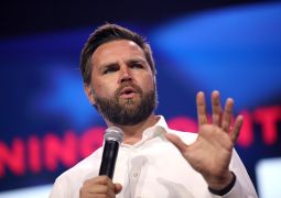 המו"מ תקוע, המתיחות גוברת: איראן ולבנון על סף הסלמה