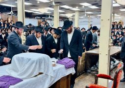 אלפים במעמד כוס של ברכה • גלריה שניה