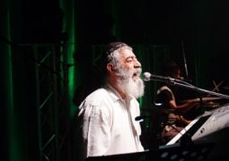 דינר מיוחד לרגל כ"ה אדר וכתיבת ספר תורה