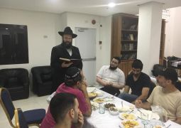 במנילה חגגו סיום הרמב"ם